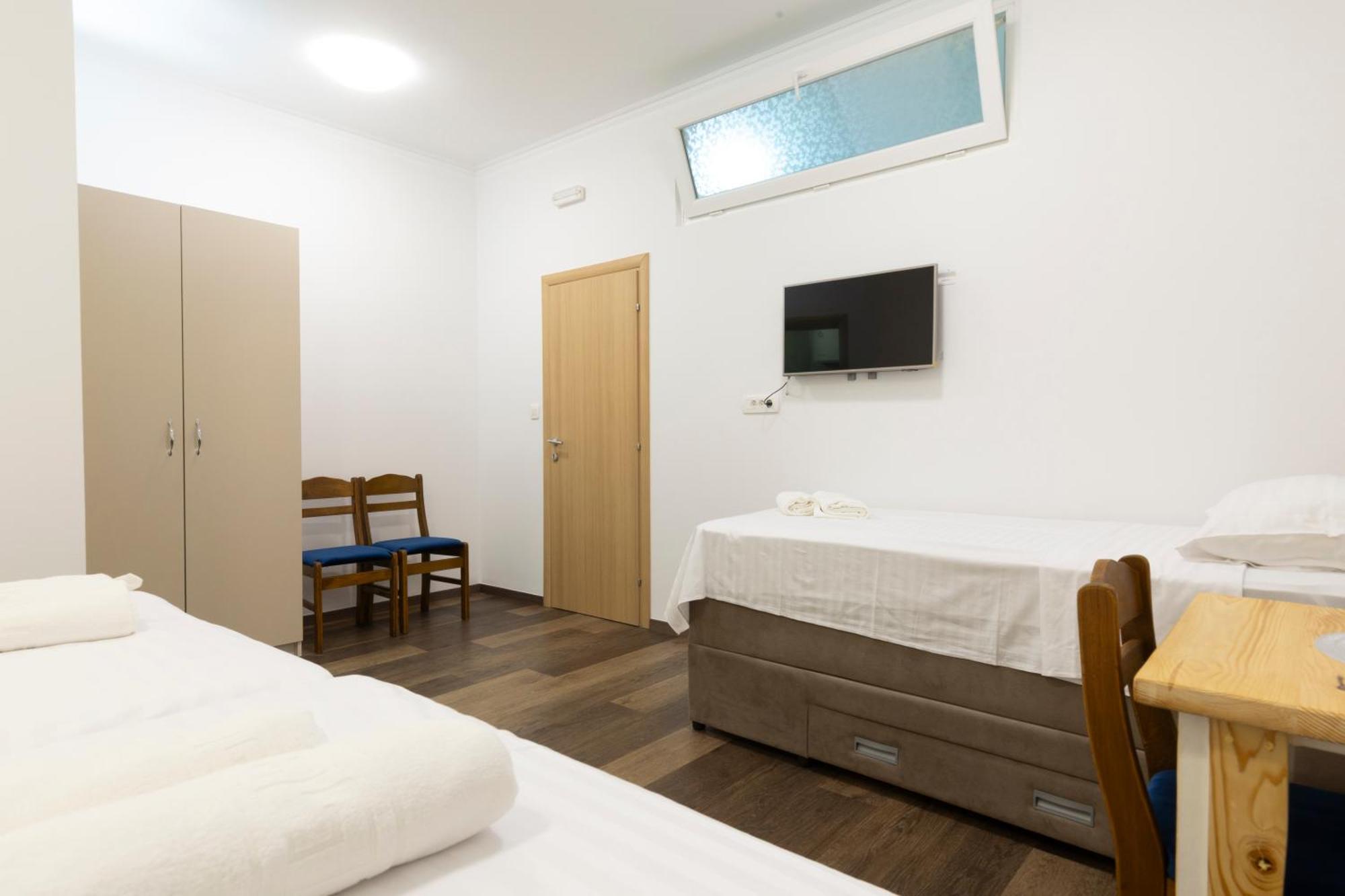 Split Varos Inn Dış mekan fotoğraf