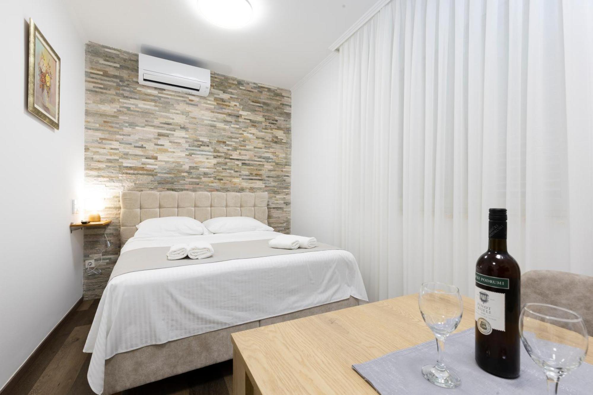Split Varos Inn Dış mekan fotoğraf
