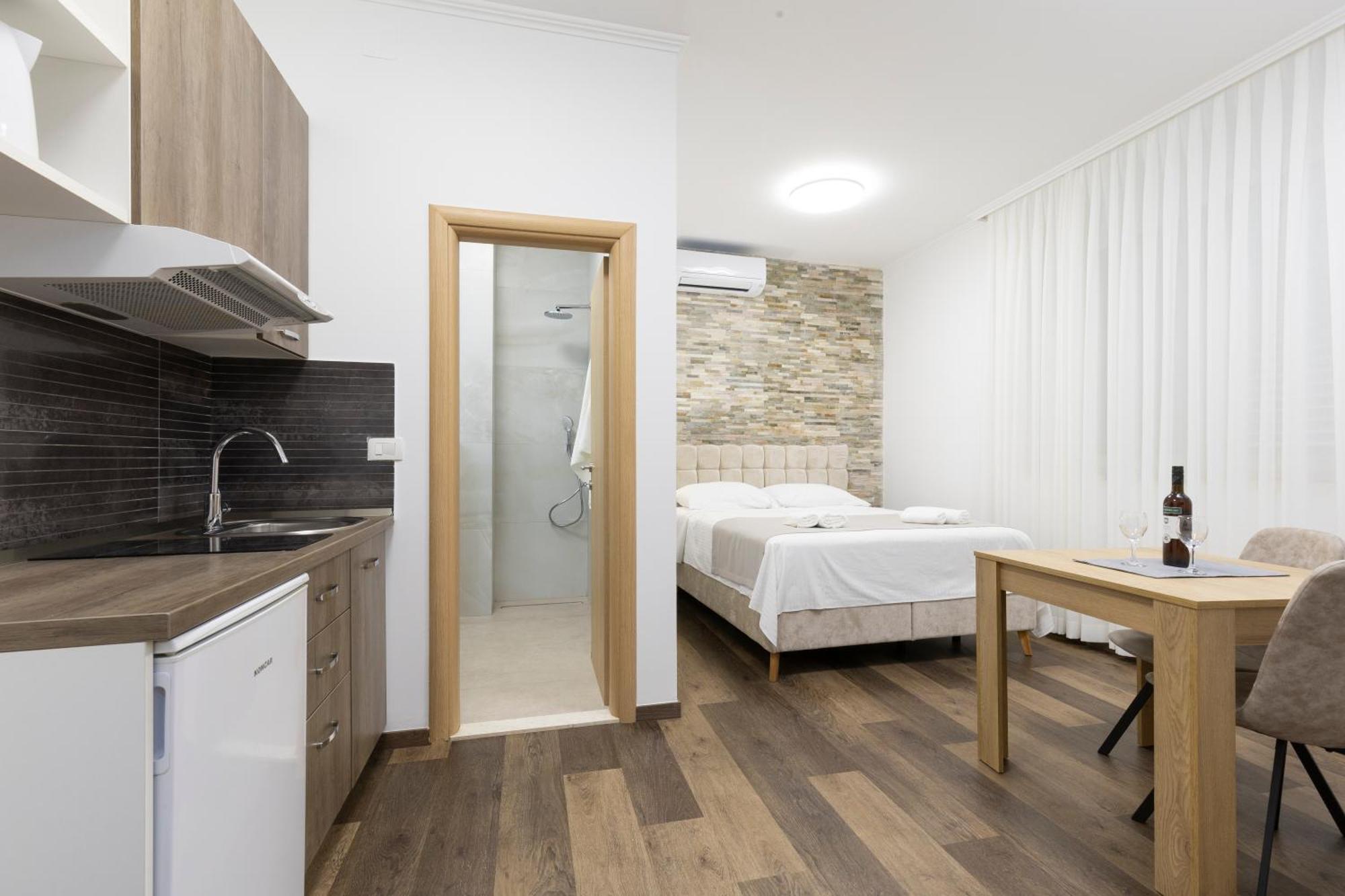 Split Varos Inn Dış mekan fotoğraf